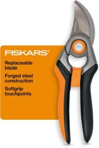 Fiskars Bypass Pruning Shears, 1″ Cut Capacity Gardening Scissors, Forged Steel Replaceable Blade, SoftGrip Handle Garden Clippers, Rust Resistant Low Friction Coating for Branches & Stems
